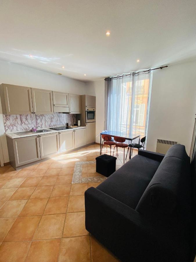 Corso Home- Central Apartment In Menton Exteriör bild