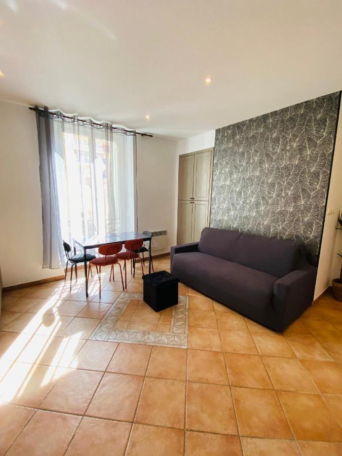 Corso Home- Central Apartment In Menton Exteriör bild